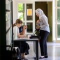 Auslandsstudienprogramme in Nachbarländern: Ein umfassender Leitfaden