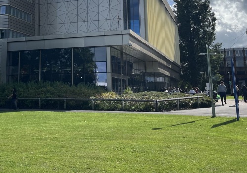 Wohnmöglichkeiten außerhalb des Campus in Europa